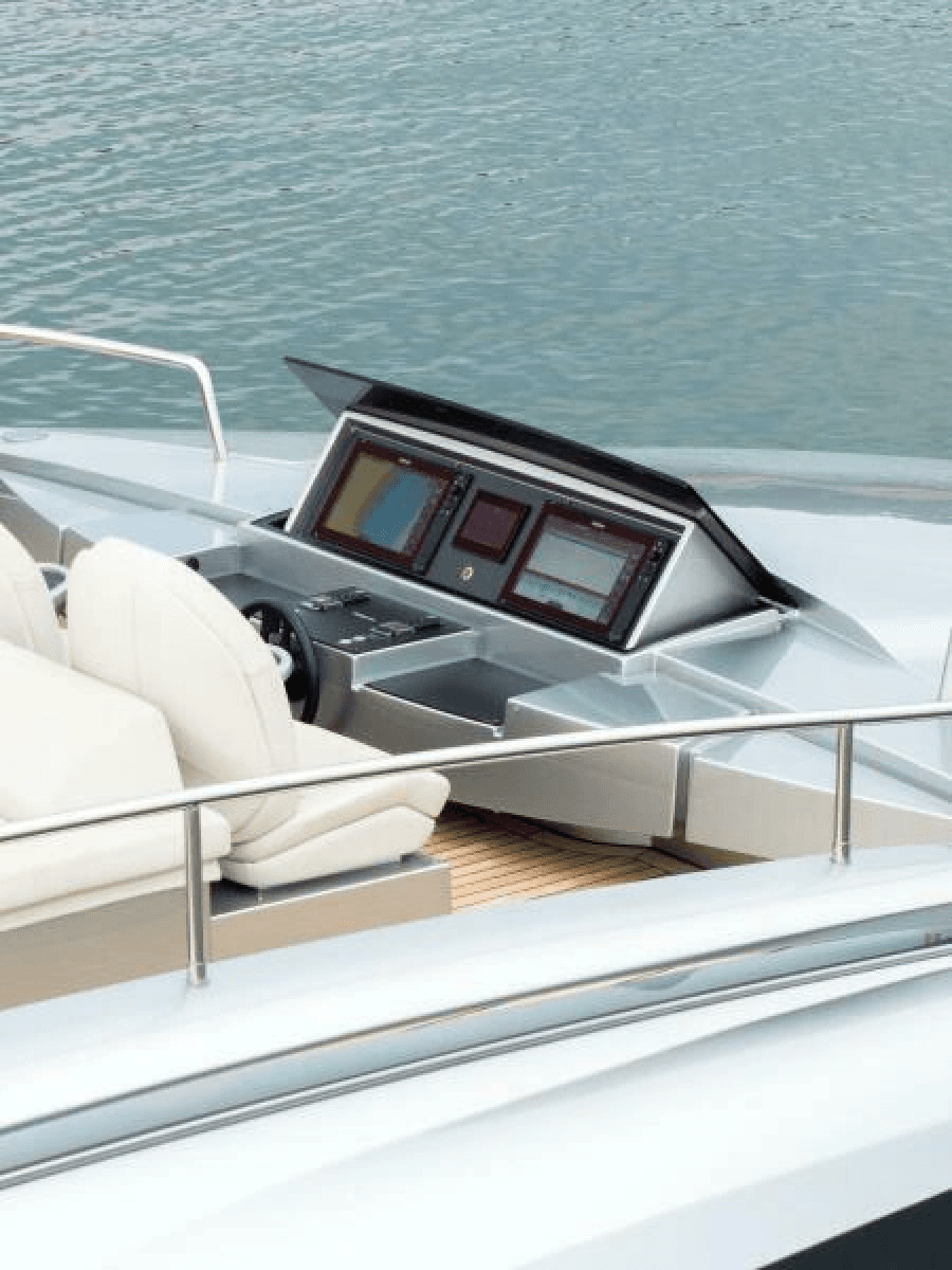 2022 Pershing 9X