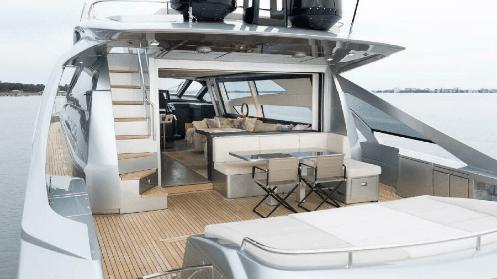2022 Pershing 9X