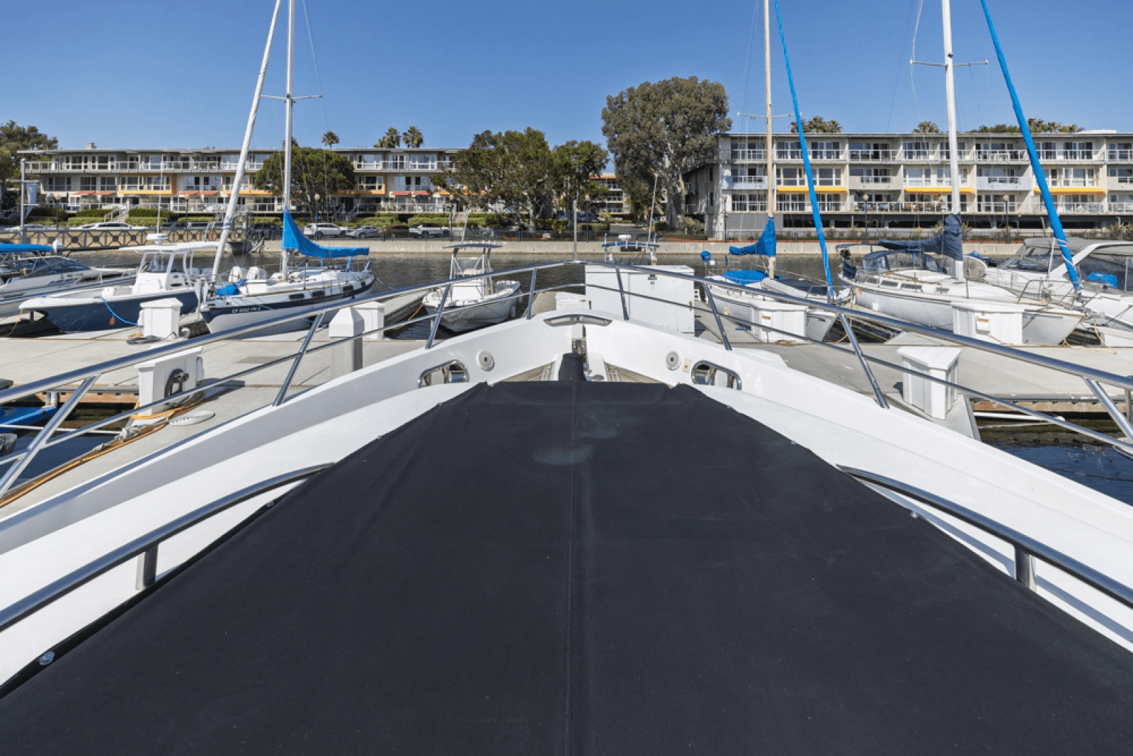 2005 Horizon 64 Elegance