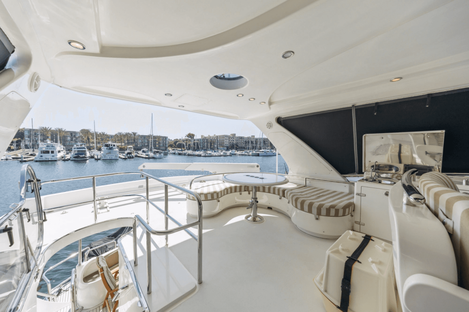 2005 Horizon 64 Elegance