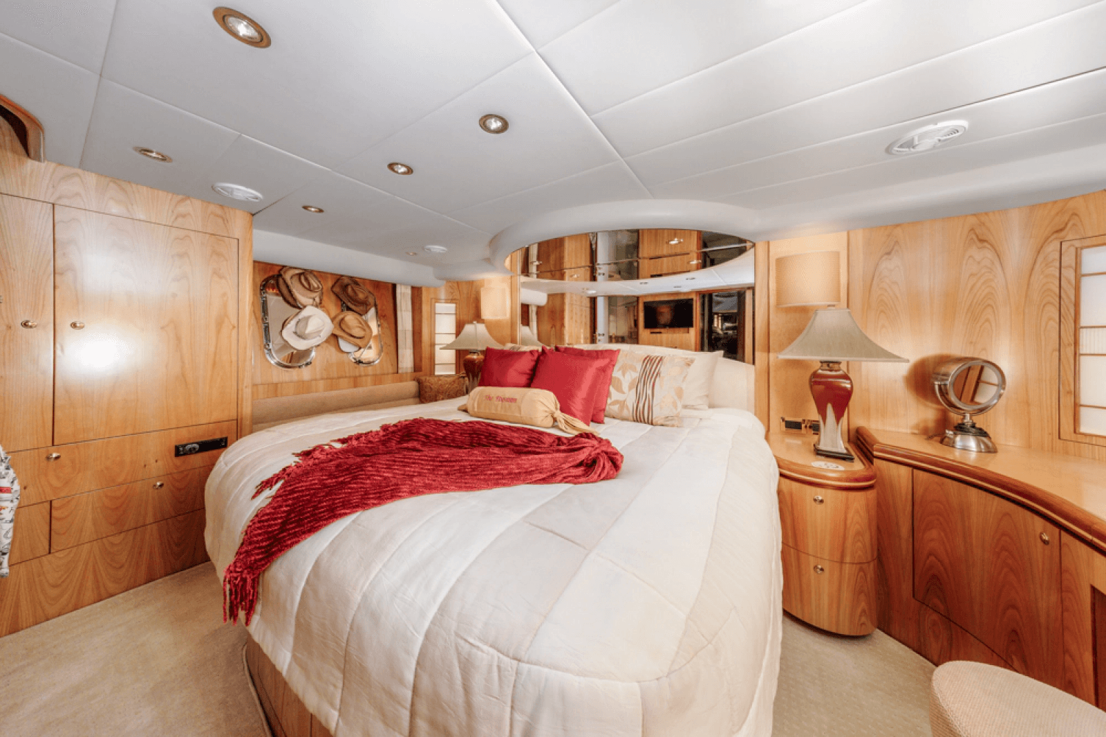 2005 Horizon 64 Elegance