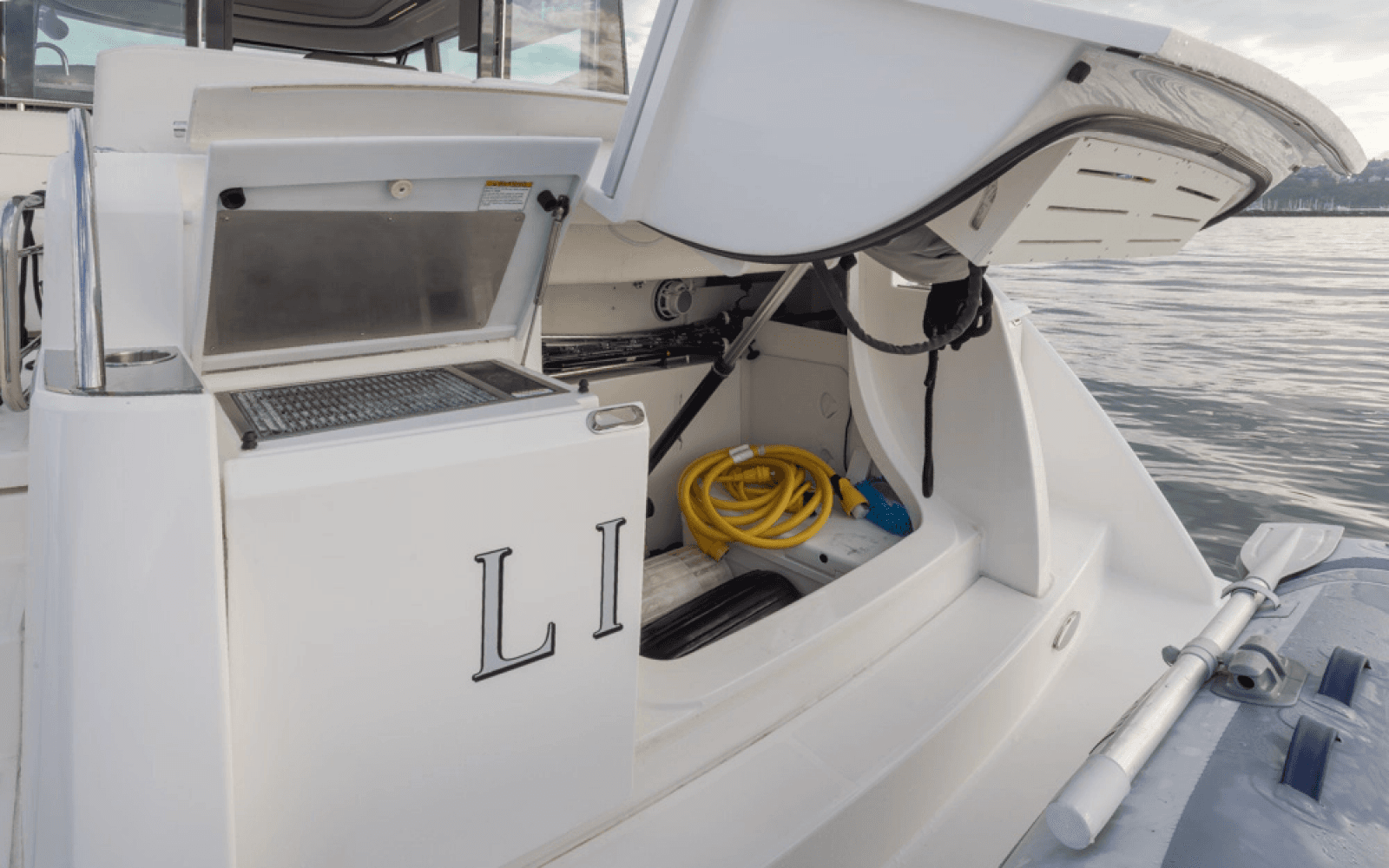 2019 Tiara Yachts C49 Coupe