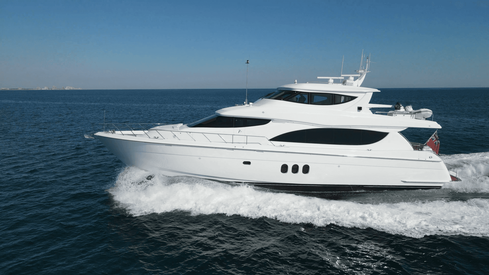 2006 Hatteras 80 Motor Yacht Skylounge
