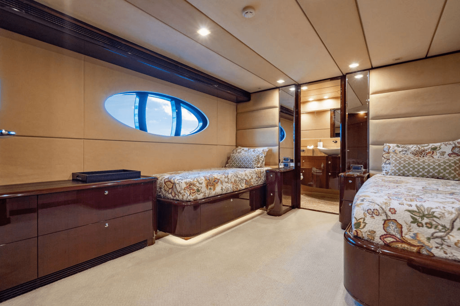 2011 Hargrave Tri-deck