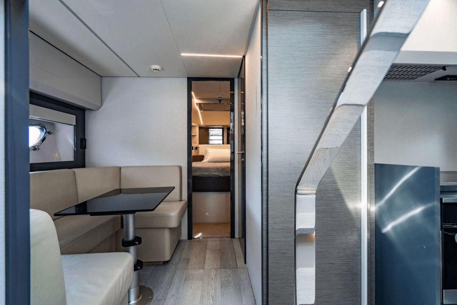 2018 Pershing 5x