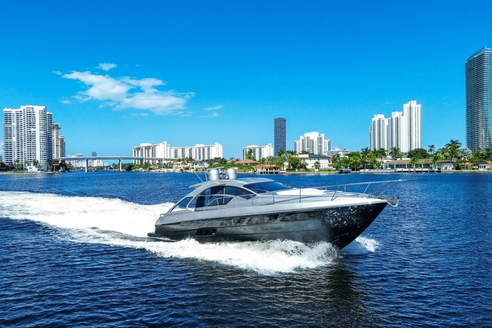 2018 Pershing 5x