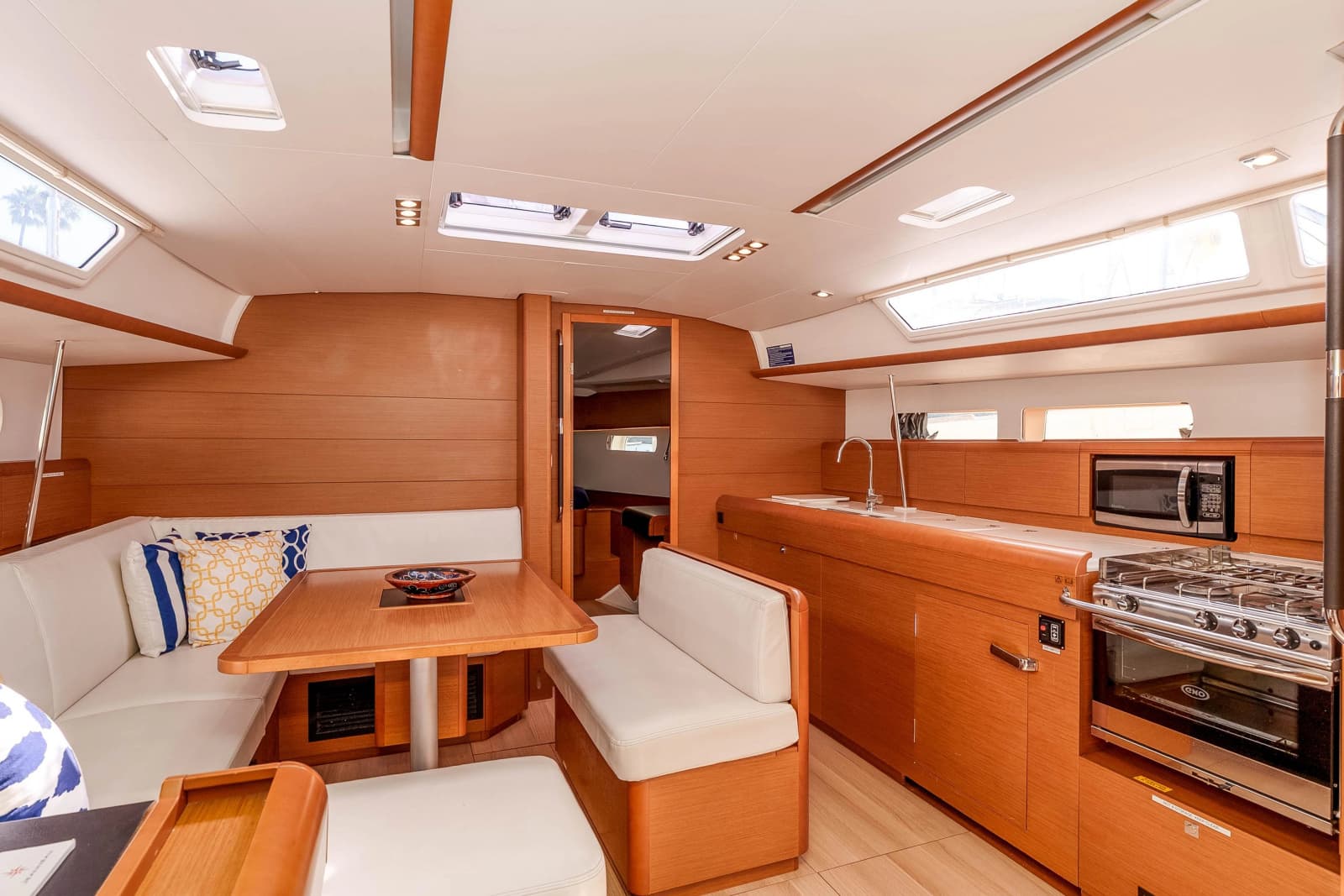 2018 Jeanneau Sun Odyssey 479