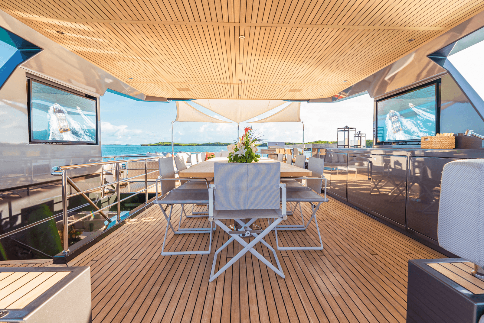 2022 Alpha Custom Yachts Spritz 102