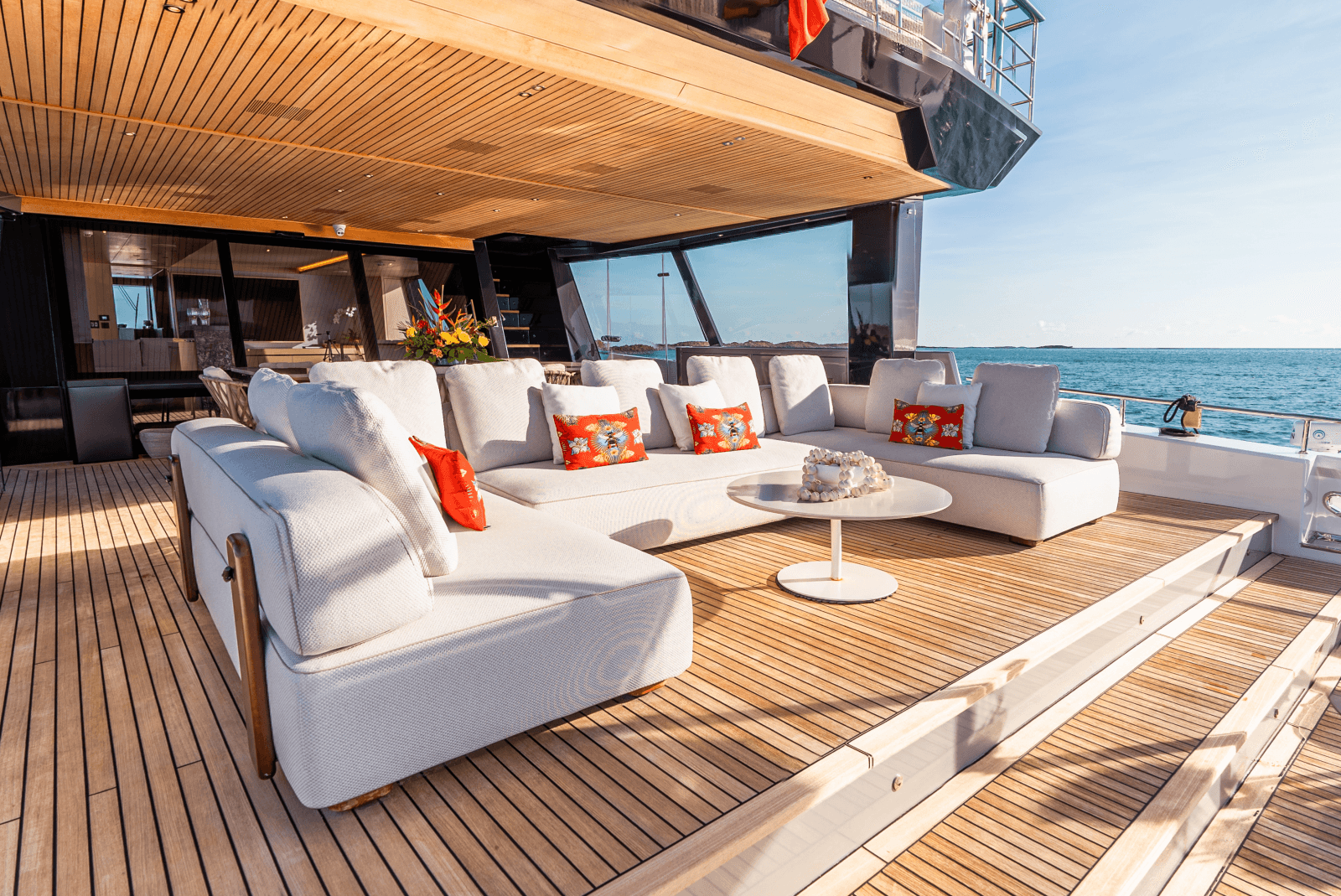 2022 Alpha Custom Yachts Spritz 102