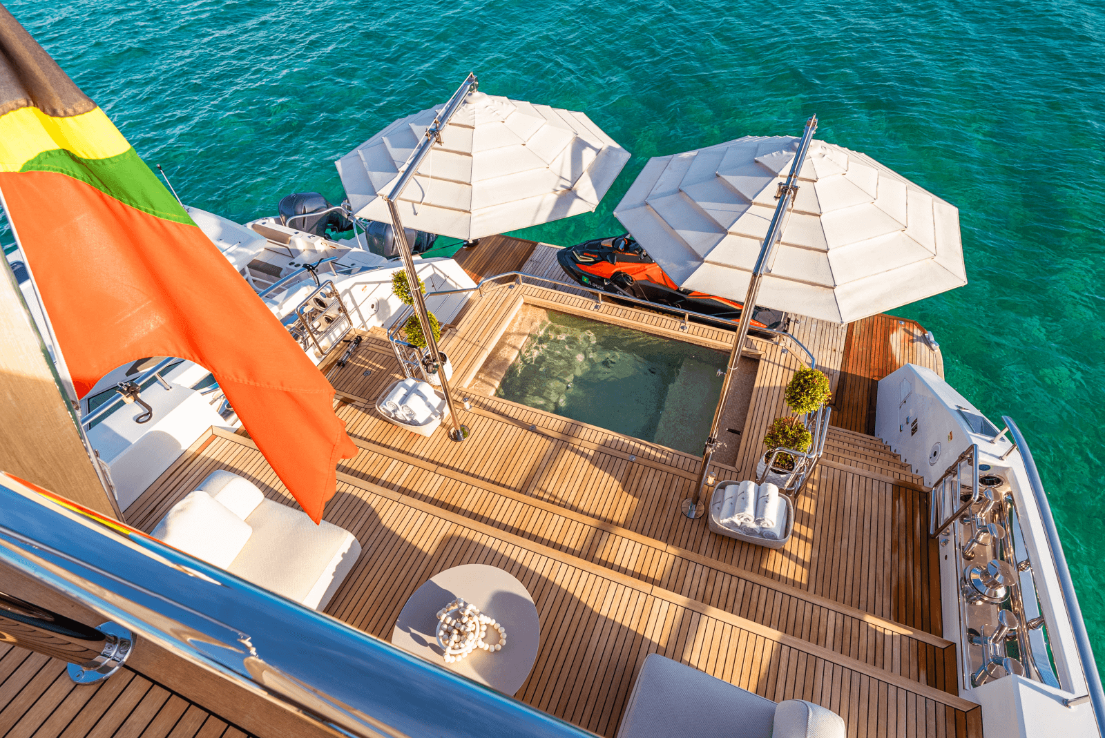 2022 Alpha Custom Yachts Spritz 102