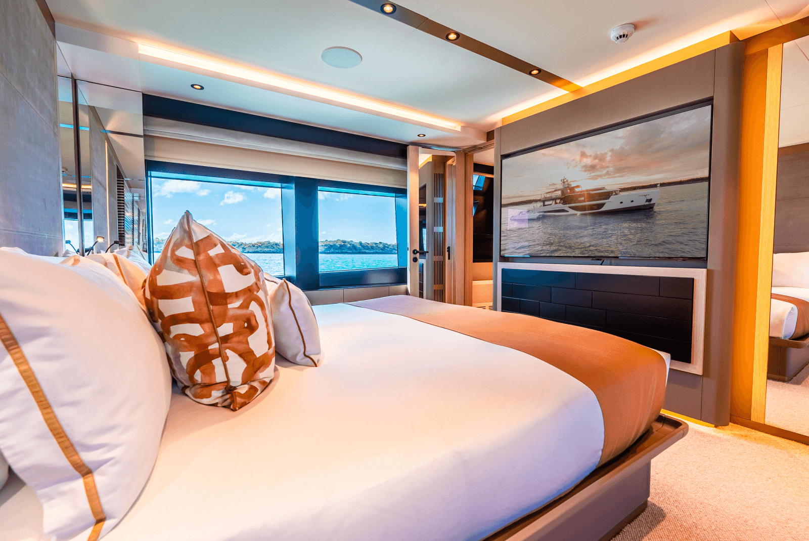 2022 Alpha Custom Yachts Spritz 102