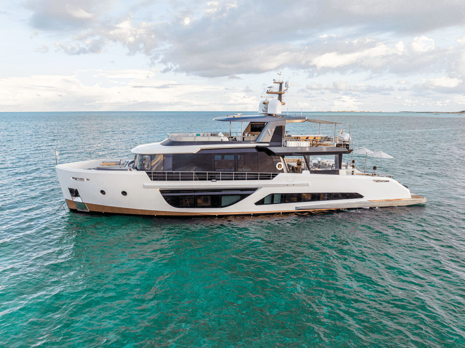 2022 Alpha Custom Yachts Spritz 102