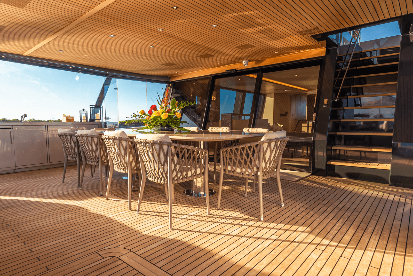 2022 Alpha Custom Yachts Spritz 102