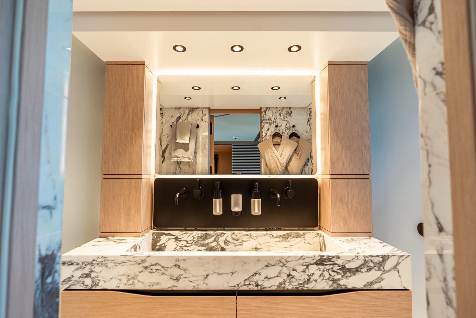 2022 Alpha Custom Yachts Spritz