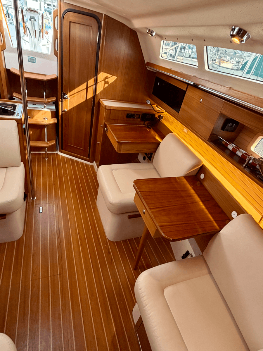 2023 Catalina 355