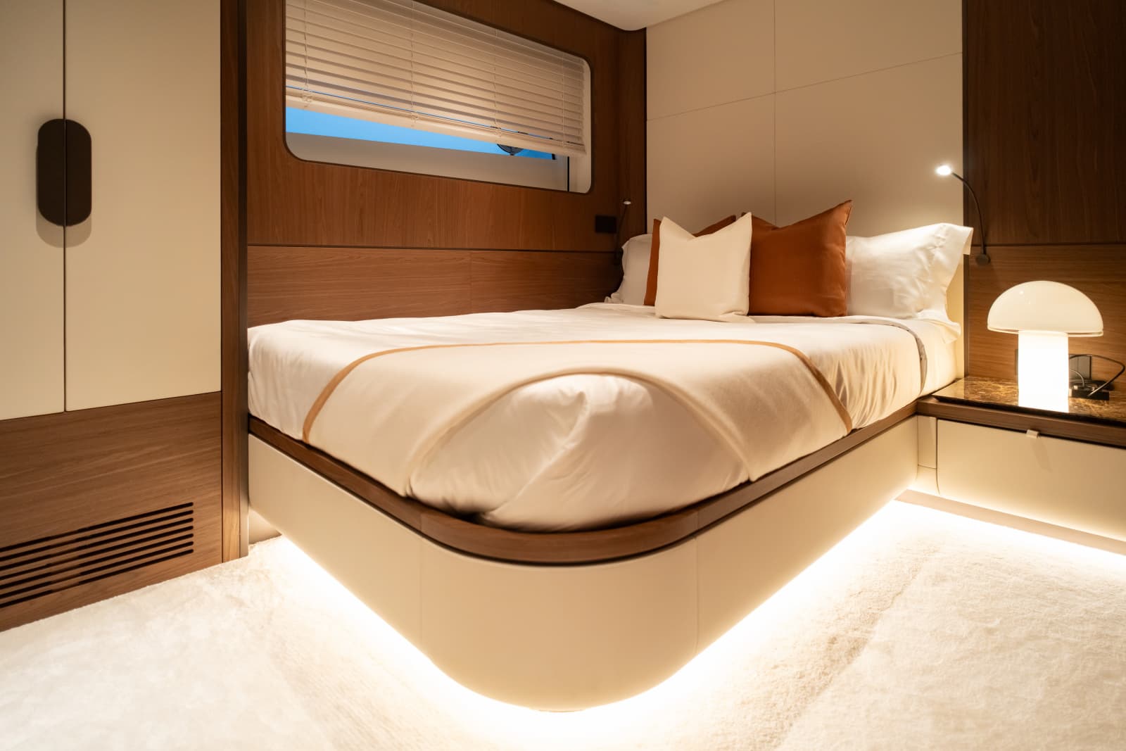 2027 Extra Yachts X90 Fast