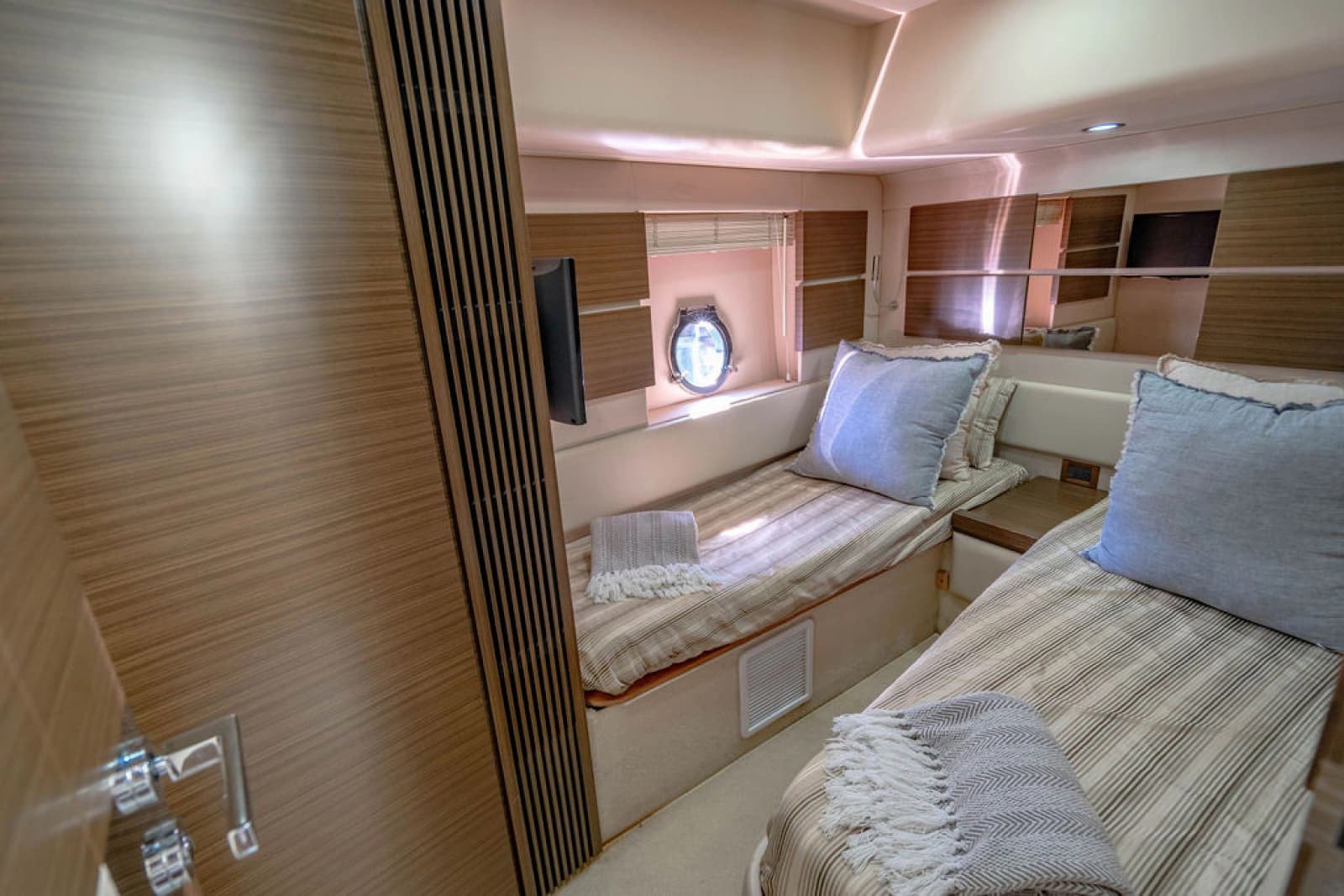 2015 Azimut 54 Flybridge