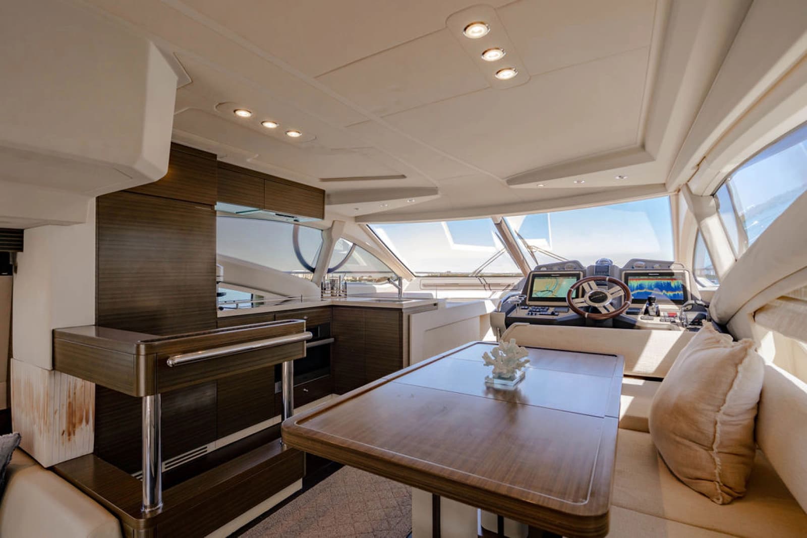 2015 Azimut 54 Flybridge