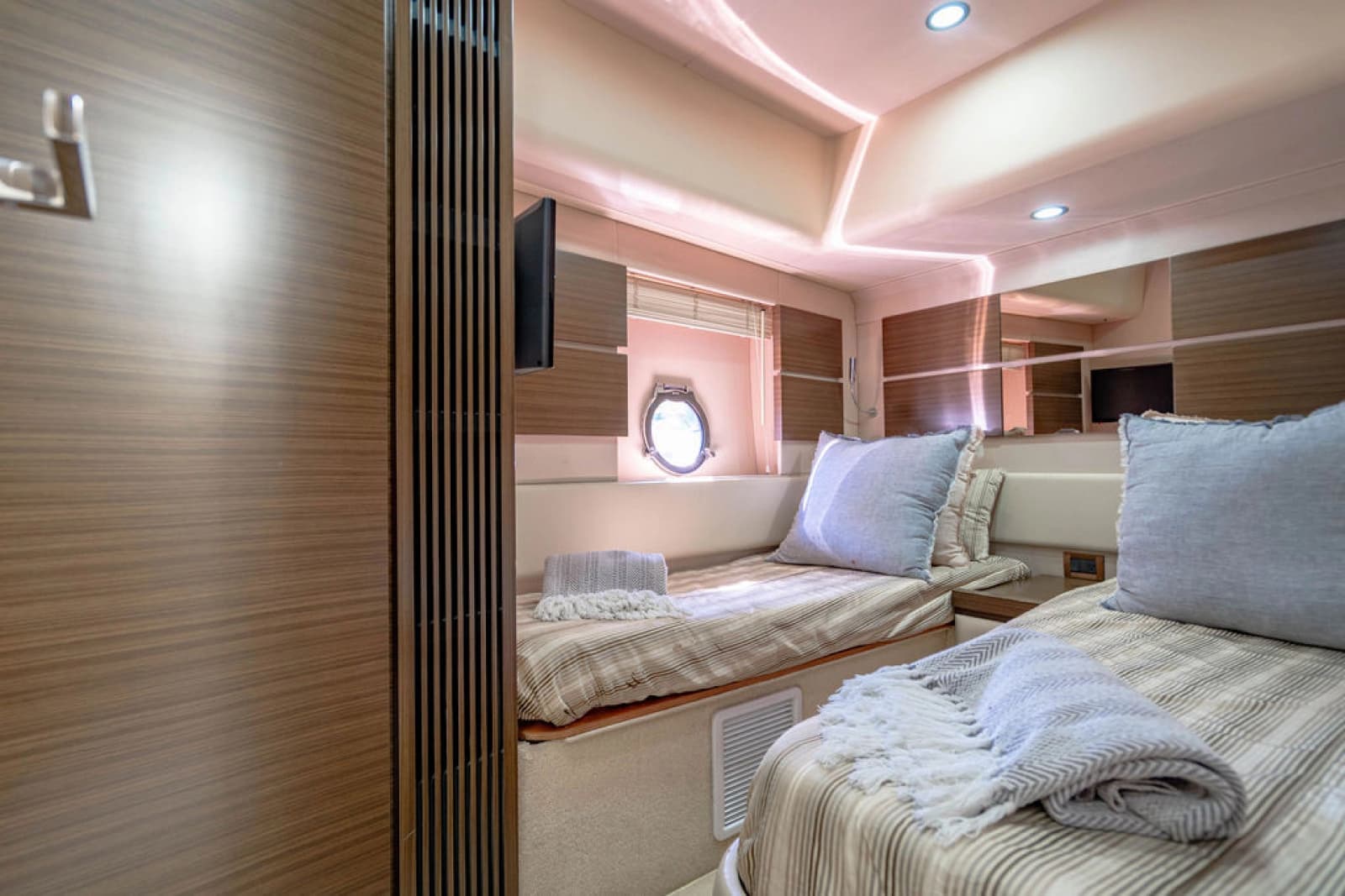 2015 Azimut 54 Flybridge