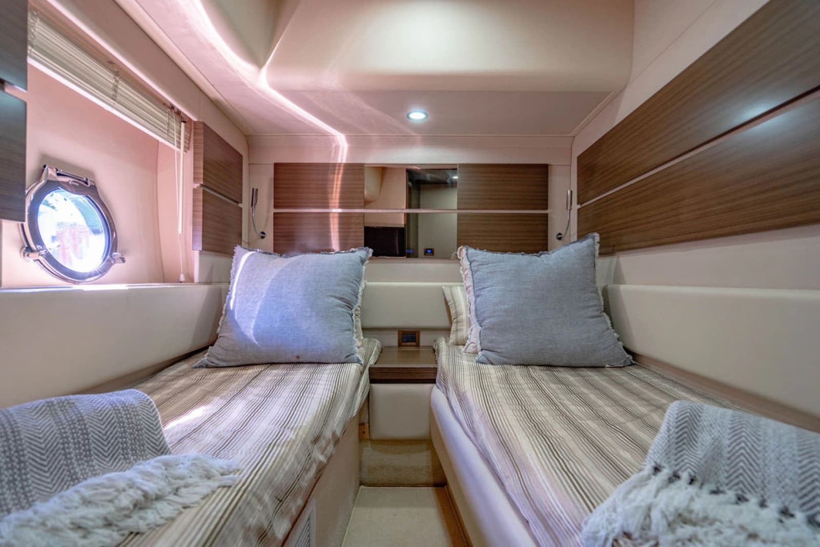 2015 Azimut 54 Flybridge