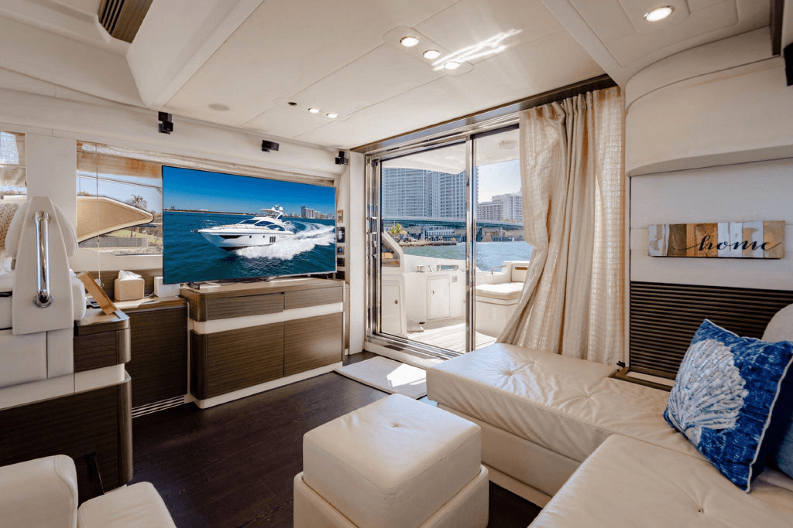 2015 Azimut 54 Flybridge