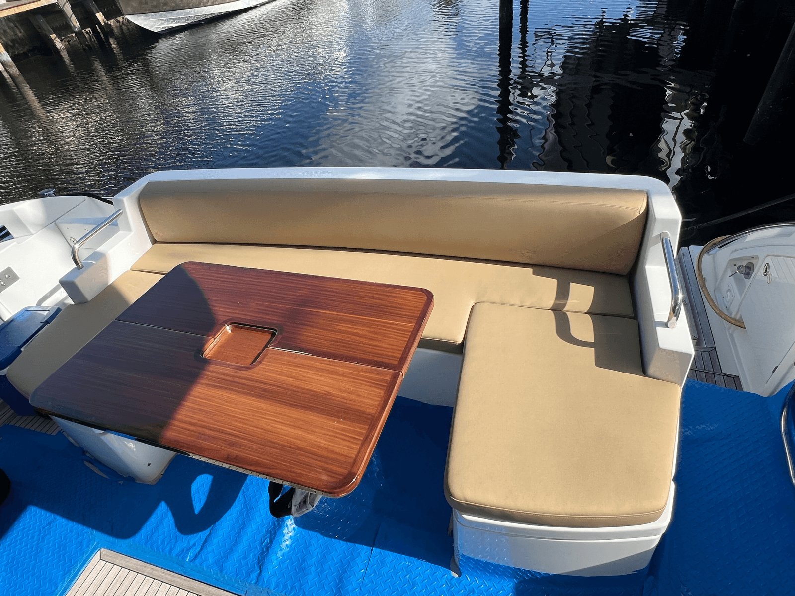 2015 Azimut 54 Flybridge