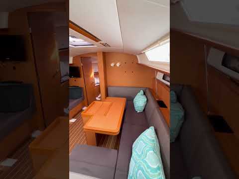 2013 Jeanneau Sun Odyssey 409 Flythrough