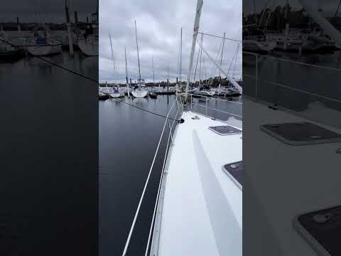 2007 Beneteau 373 Exterior Flythrough