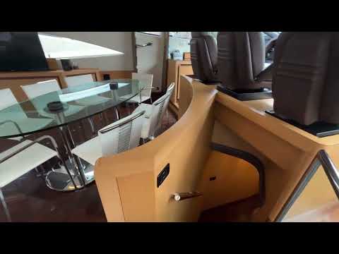 2009 Pershing 90 Express
