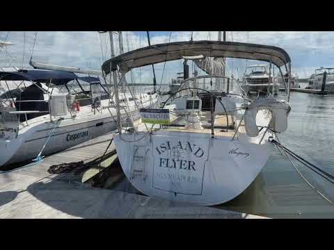 Island Flyer - Exterior Tour