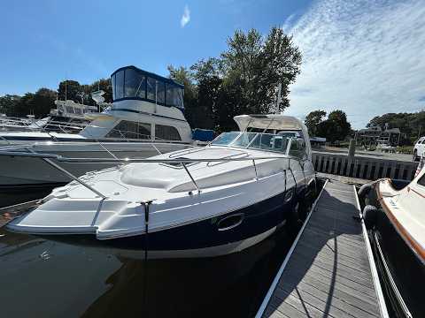 2015 Chaparral 310 Signature "Azure"