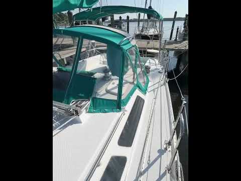 1996 Catalina 36 Mk II Exterior Flythrough
