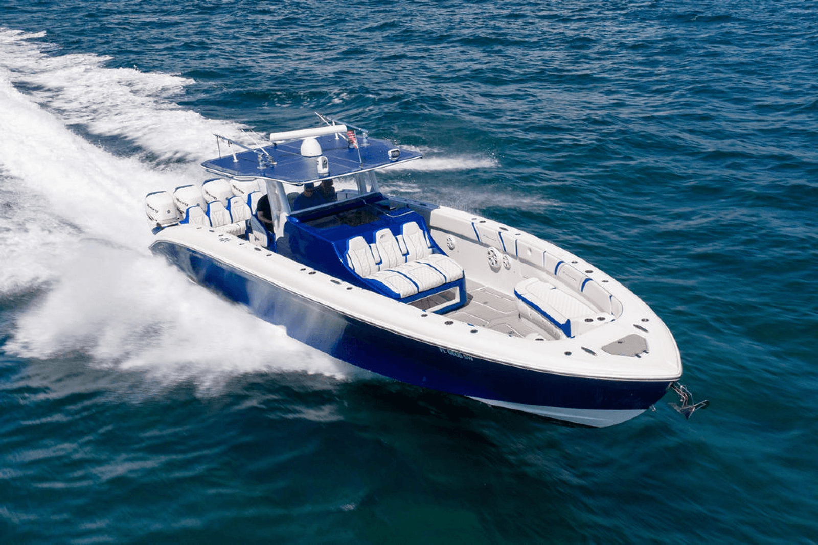 2019 Midnight Express 43 Open