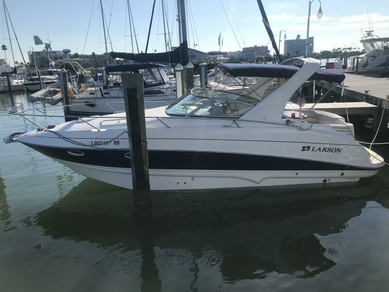 2006 Larson 274 Cabrio