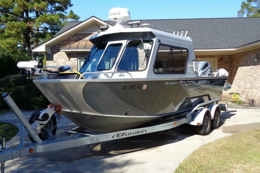 2022 Hewes 210 Sea Runner ET HT
