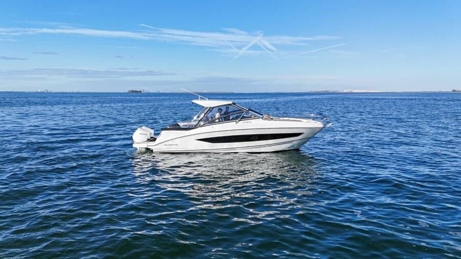 2020 Beneteau Flyer 10