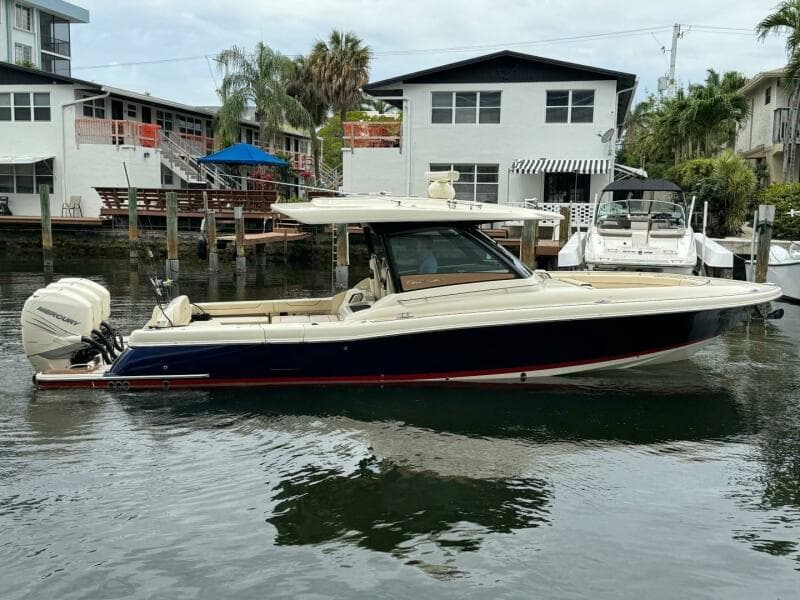 2022 Chris-Craft Calypso 35