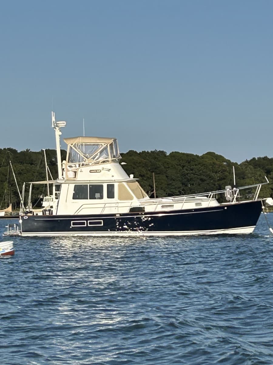 1996 Legacy Yachts 40 Flybridge