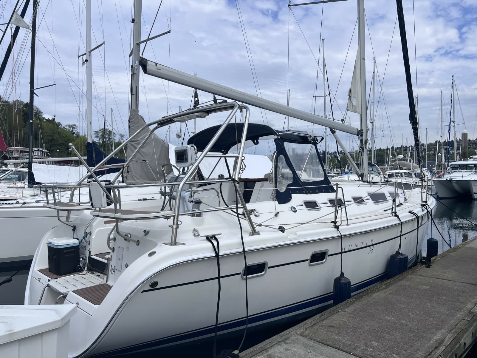 2006 Hunter 38