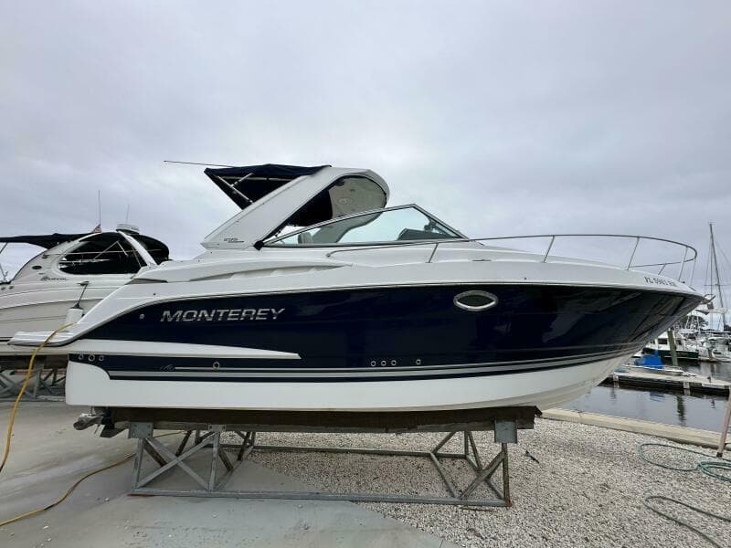2018 Monterey 295 Sport Yacht