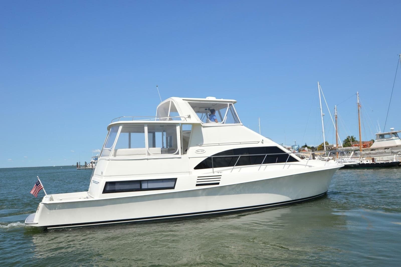 1995 Ocean Cockpit Motor Yacht