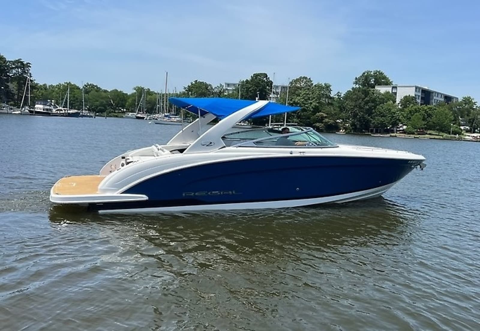 2016 Regal 3200 Bowrider
