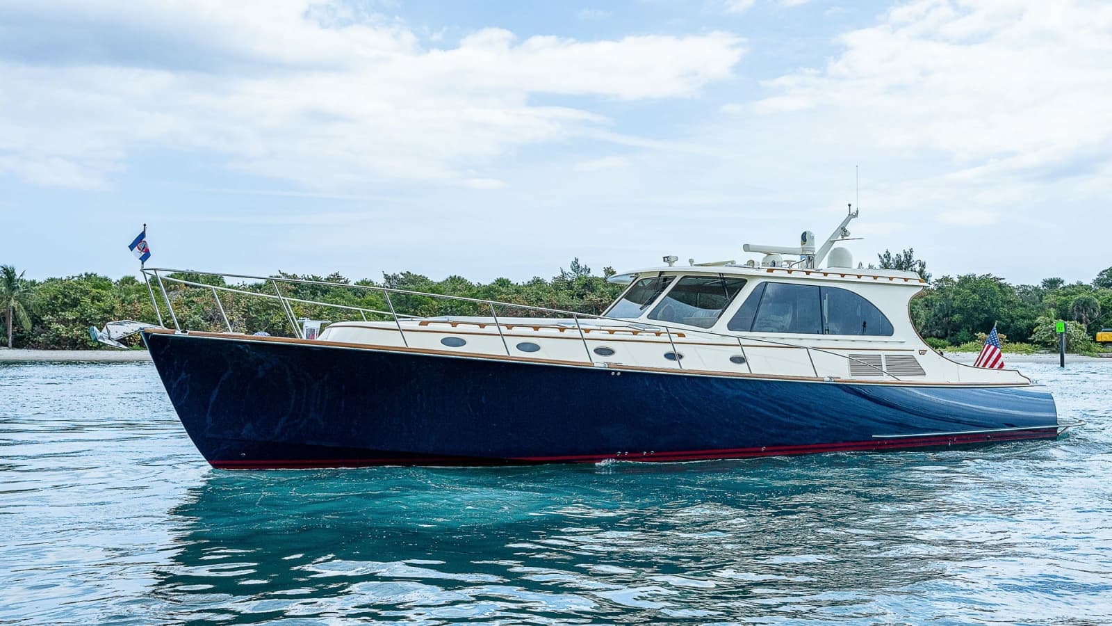 2018 Hinckley Talaria 55 MKII