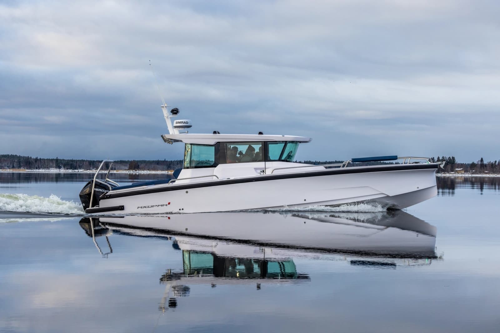 2025 Axopar 29 Cross Cabin XC