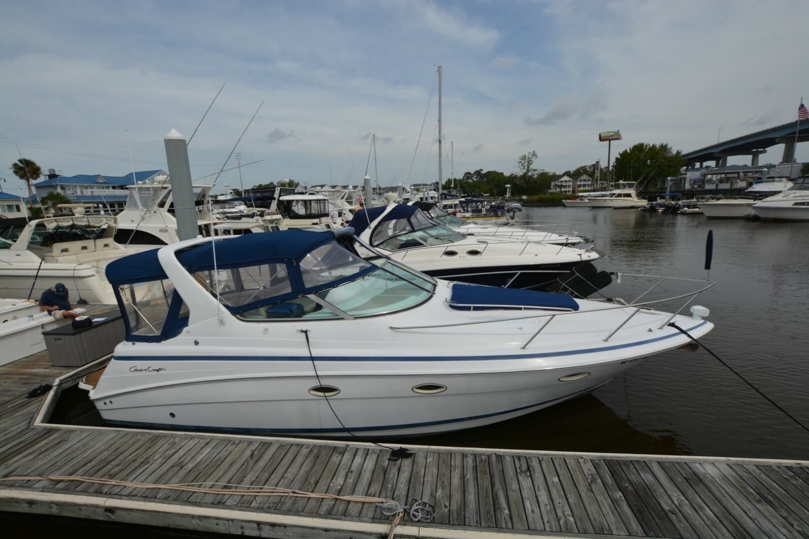 2001 Chris-Craft 328