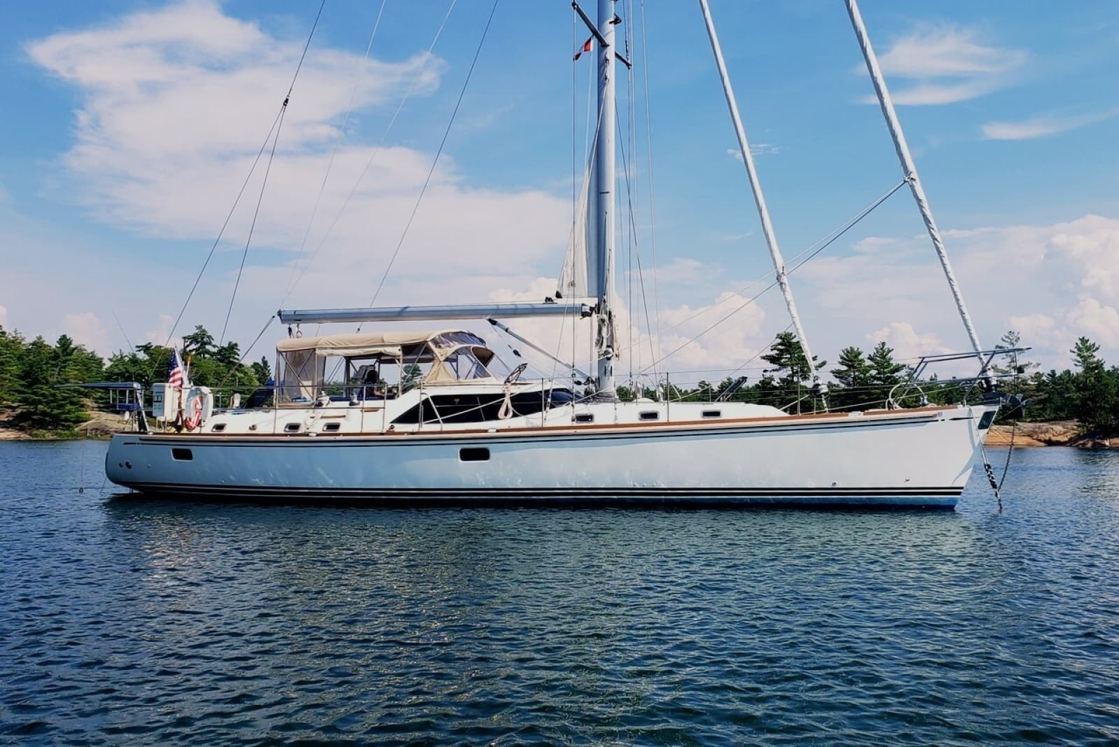 2016 Hylas 56