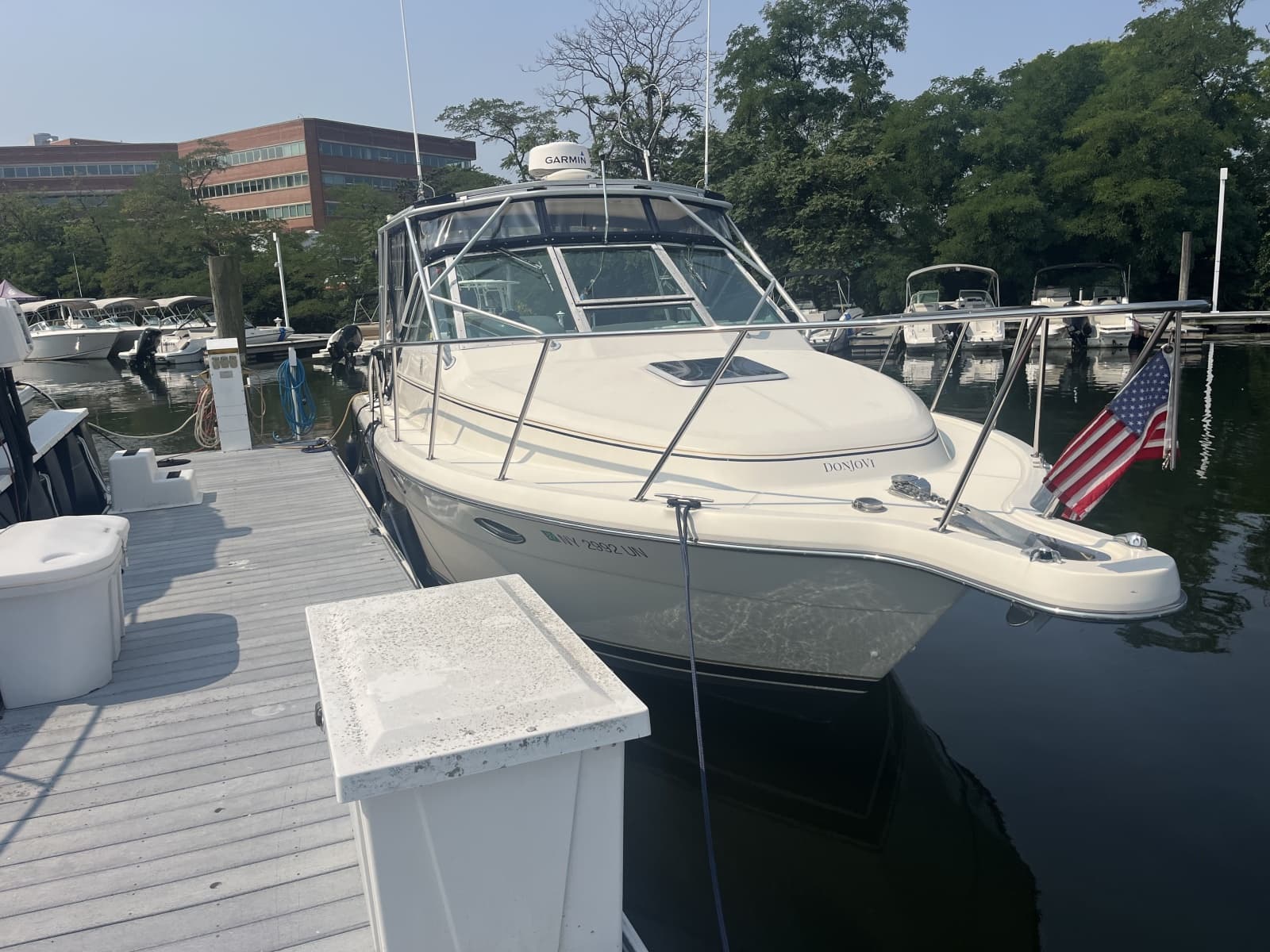 1996 Tiara Yachts Montauk