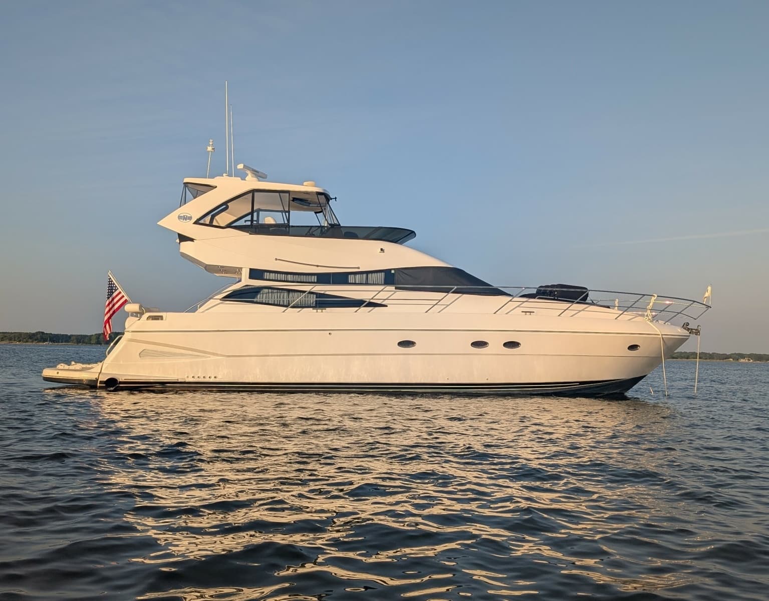 2003 Neptunus Flybridge Motor Yacht