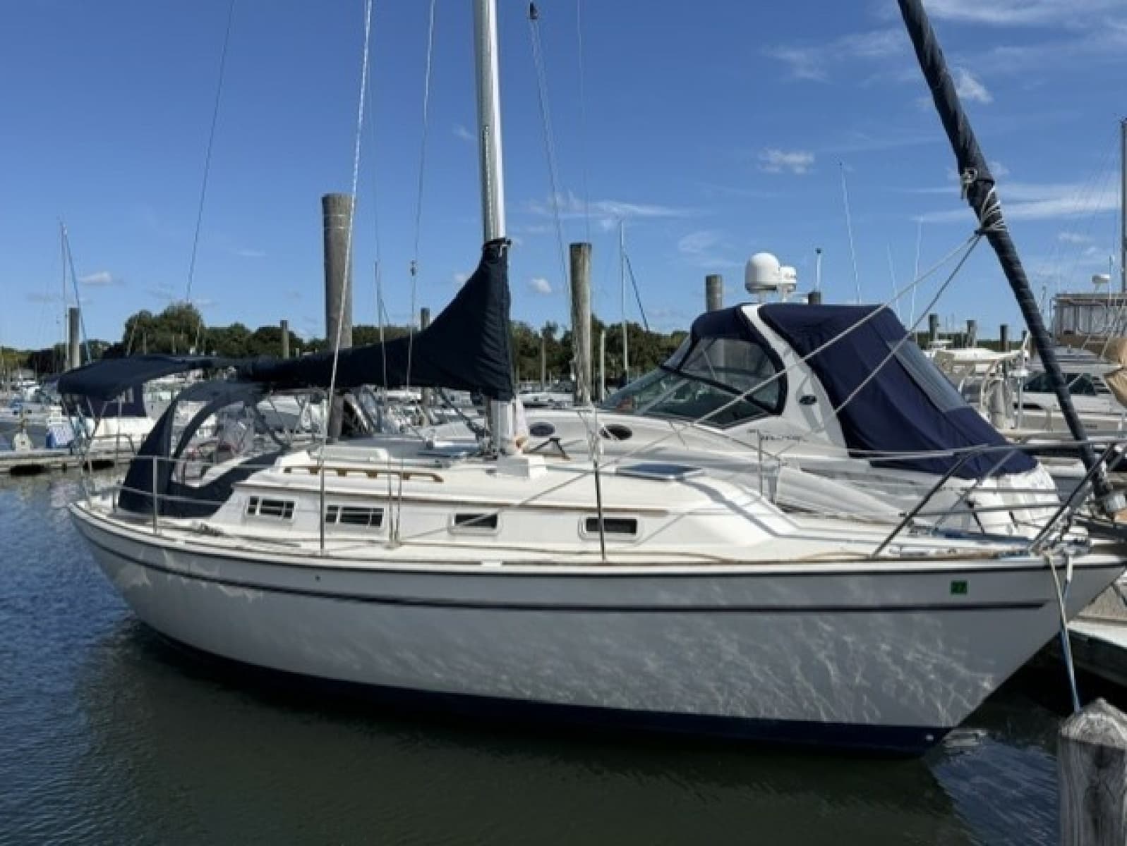 1986 Pearson 303