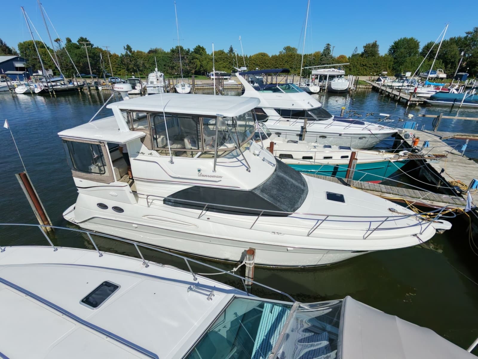 2000 Sea Ray 380 Aft Cabin